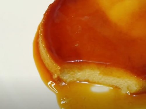 lemon-and-cinnamon-scented flan recipe