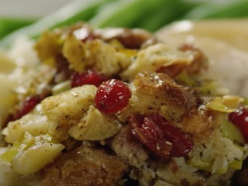 sausage, cranberry, and apple stuffing recipe