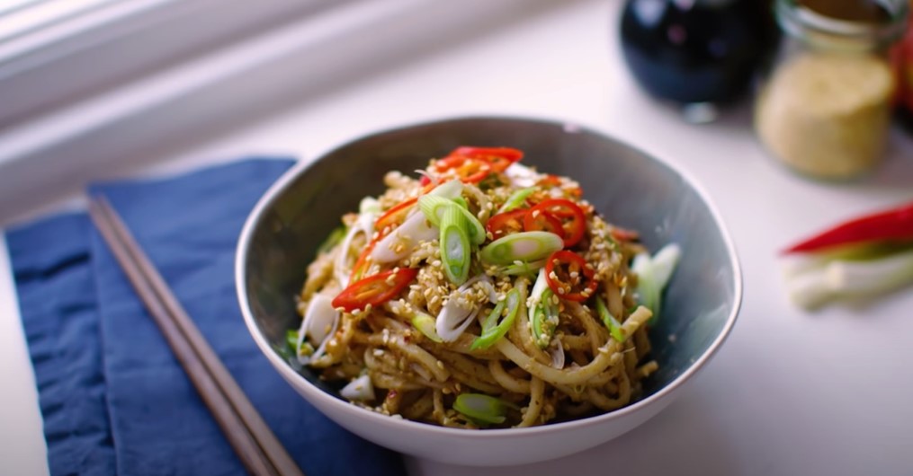 thai peanut noodles recipe