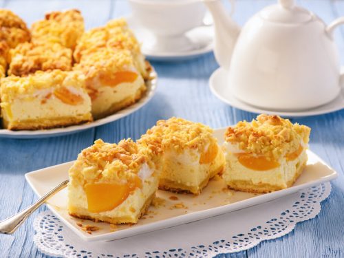 Peach Coffee Cake Recipe, homemade peach cake with crumb topping