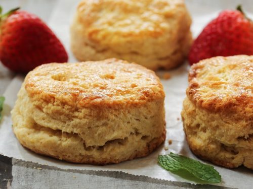 Sour Cream Biscuits Recipe, soft and fluffy homemade biscuits made with sour cream and butter