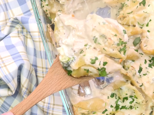 chicken broccoli alfredo stuffed shells recipe