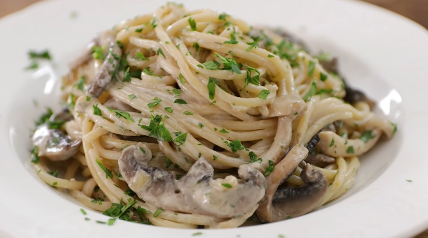 creamy fig noodles recipe