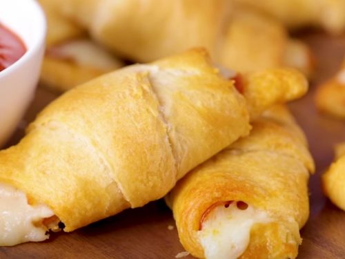 Pizza Stuffed Crescent Rolls Recipe