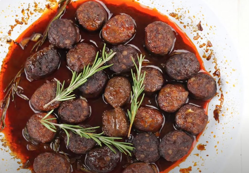 Poached Chorizo in Red Wine Recipe