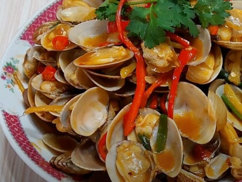 Horseradish-Tabasco Sauce Pop-Open Clams Recipe