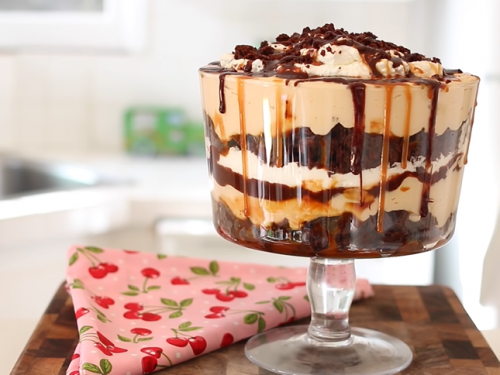 twix trifles recipe