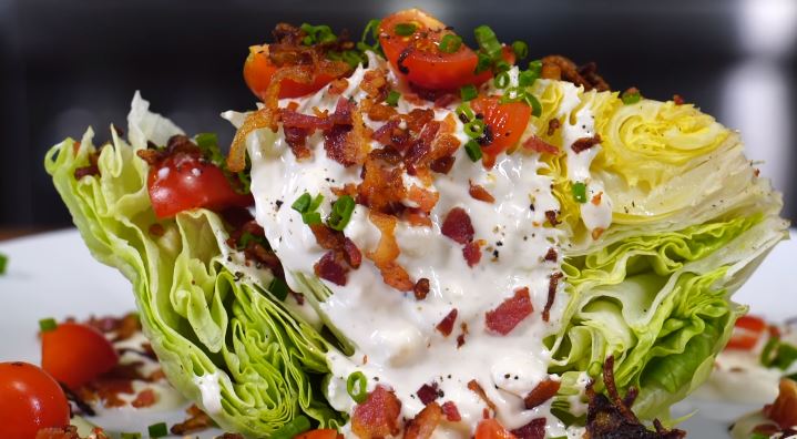 bacon iceberg steakhouse salad recipe