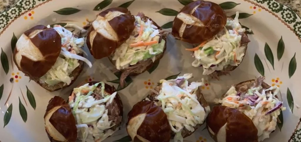 pulled pork pretzel sliders recipe