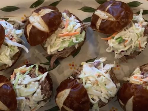 pulled pork pretzel sliders recipe