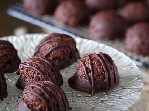 cocoa coconut macaroons recipe