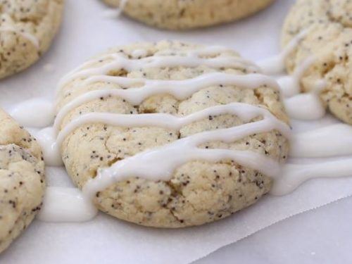 speculoos cookie butter-stuffed snickerdoodles recipe