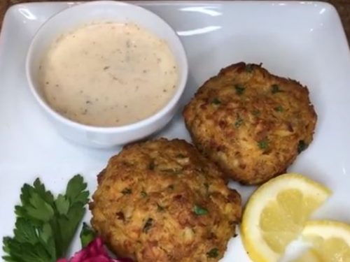 crab cakes with quick tartar sauce recipe