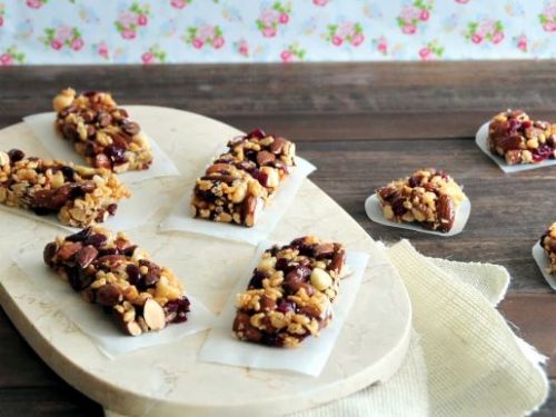 cranberry almond protein bars recipe