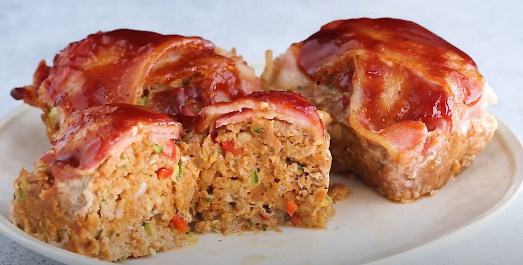 bacon topped petite turkey meatloaf with bbq sauce recipe