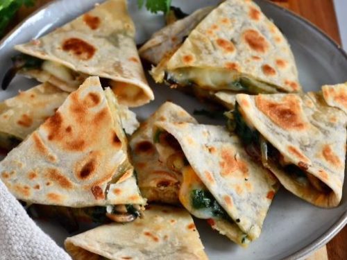 crispy cheese and mushroom quesadillas recipe