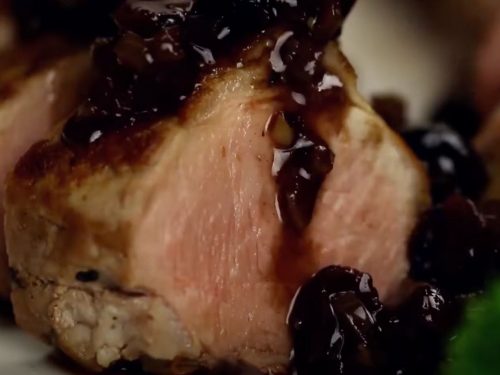 Apricot Pork Tenderloin with Cranberry Black-Pepper Sauce Recipe