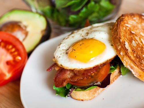 blt egg sandwich recipe