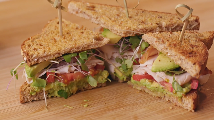 california avocado chicken club sandwich recipe