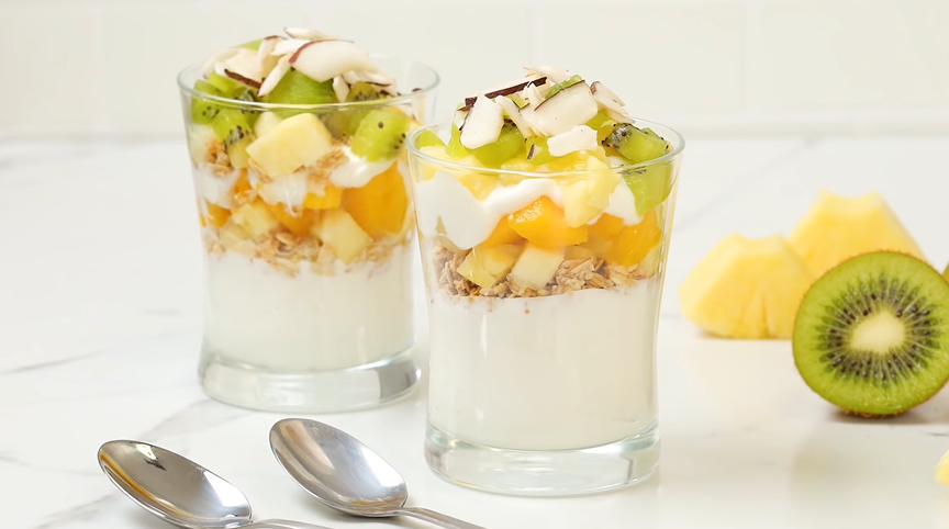 easy breakfast parfait recipe