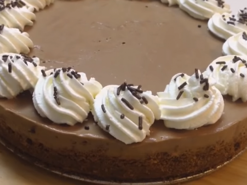 easy chocolate mousse pie recipe