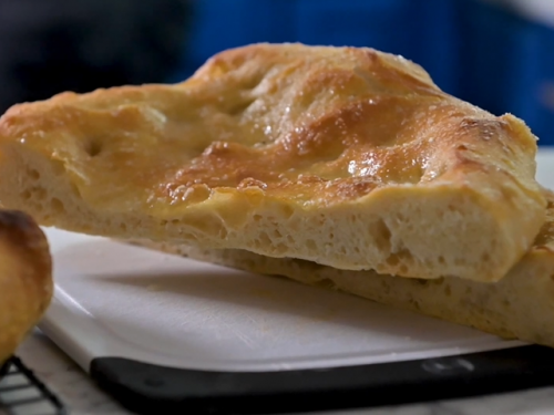 easy low-flour cast iron focaccia bread recipe