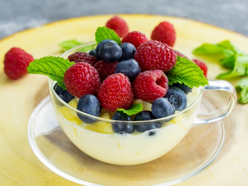 pineapple and berries parfait recipe