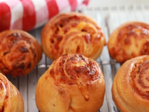 pressed pepperoni pizza party rolls recipe