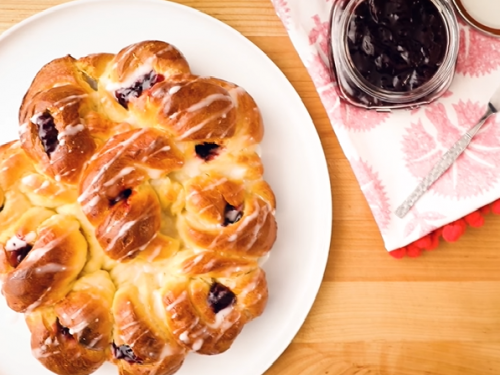 pull-apart easter blossom bread recipe