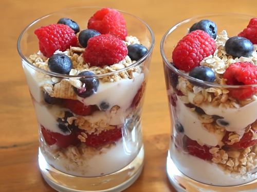 ricotta and summer berry parfait recipe