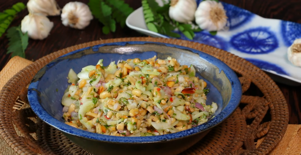 thai cucumber salad with peanuts recipe